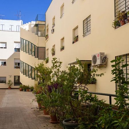Medina Apartment And Parking Historical Center Sevilla Eksteriør bilde