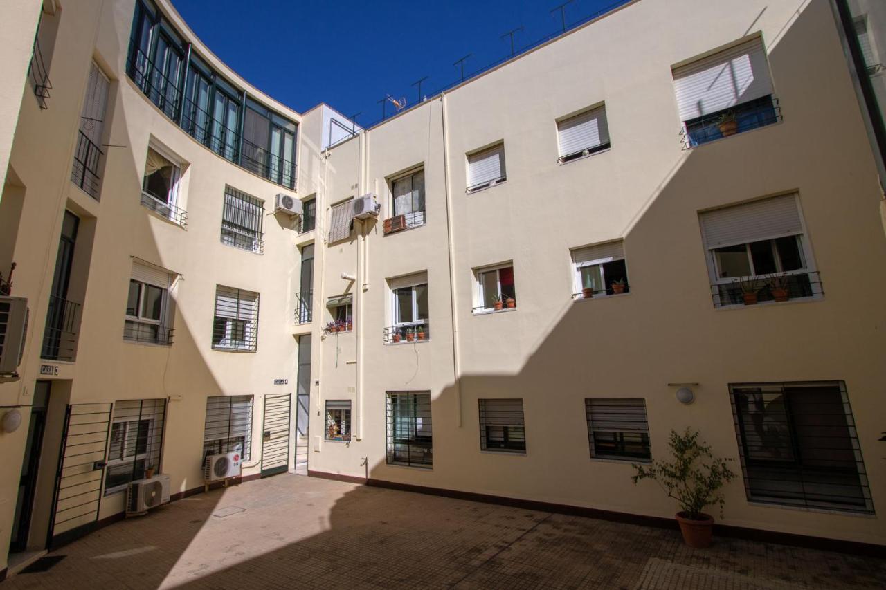 Medina Apartment And Parking Historical Center Sevilla Eksteriør bilde