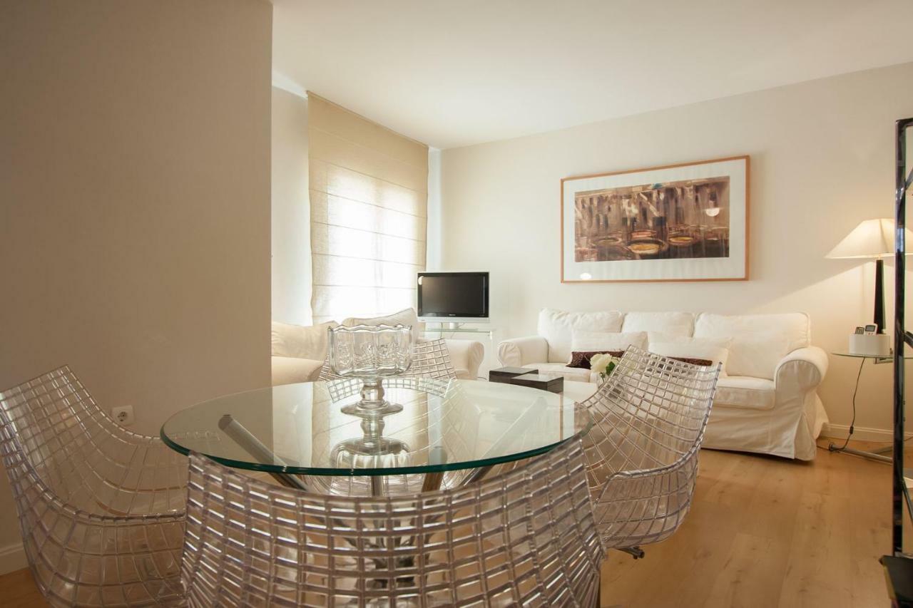 Medina Apartment And Parking Historical Center Sevilla Eksteriør bilde