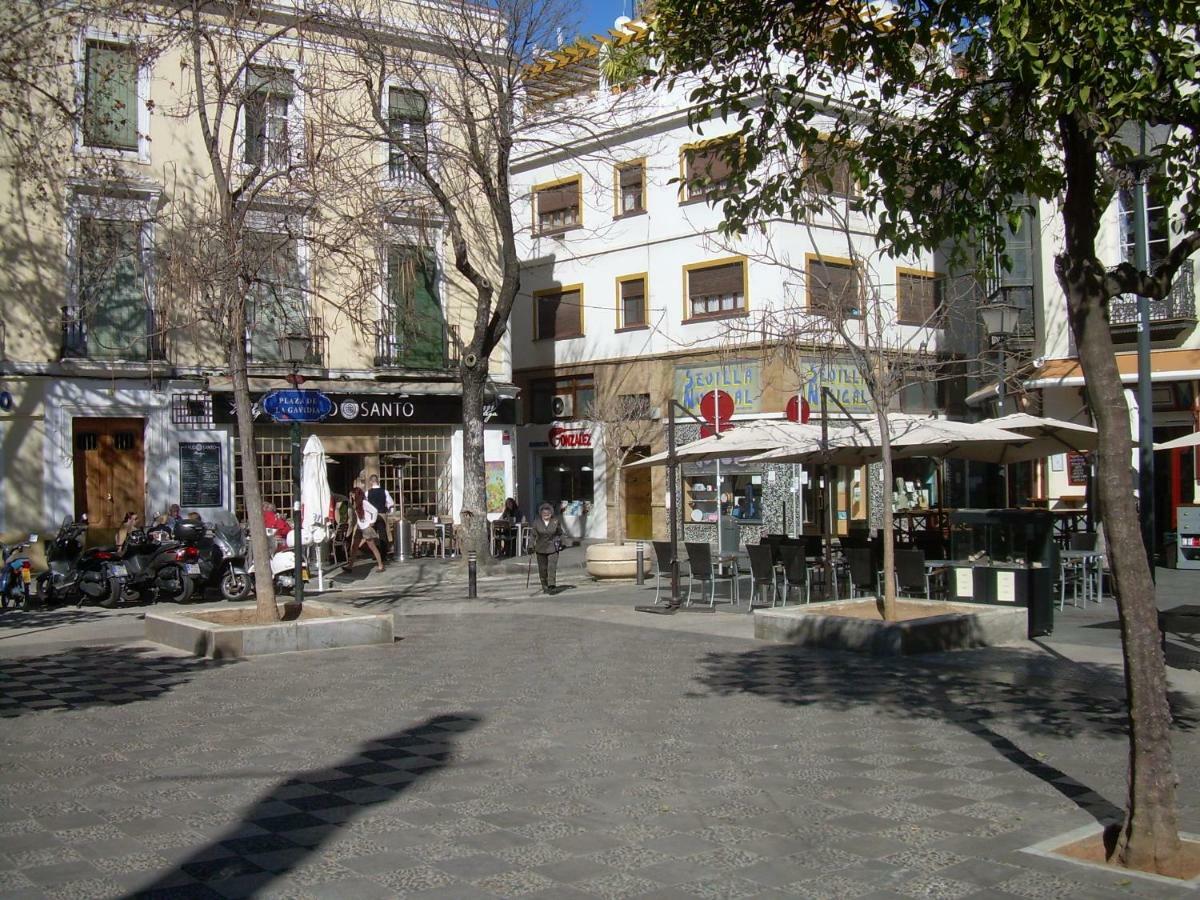 Medina Apartment And Parking Historical Center Sevilla Eksteriør bilde
