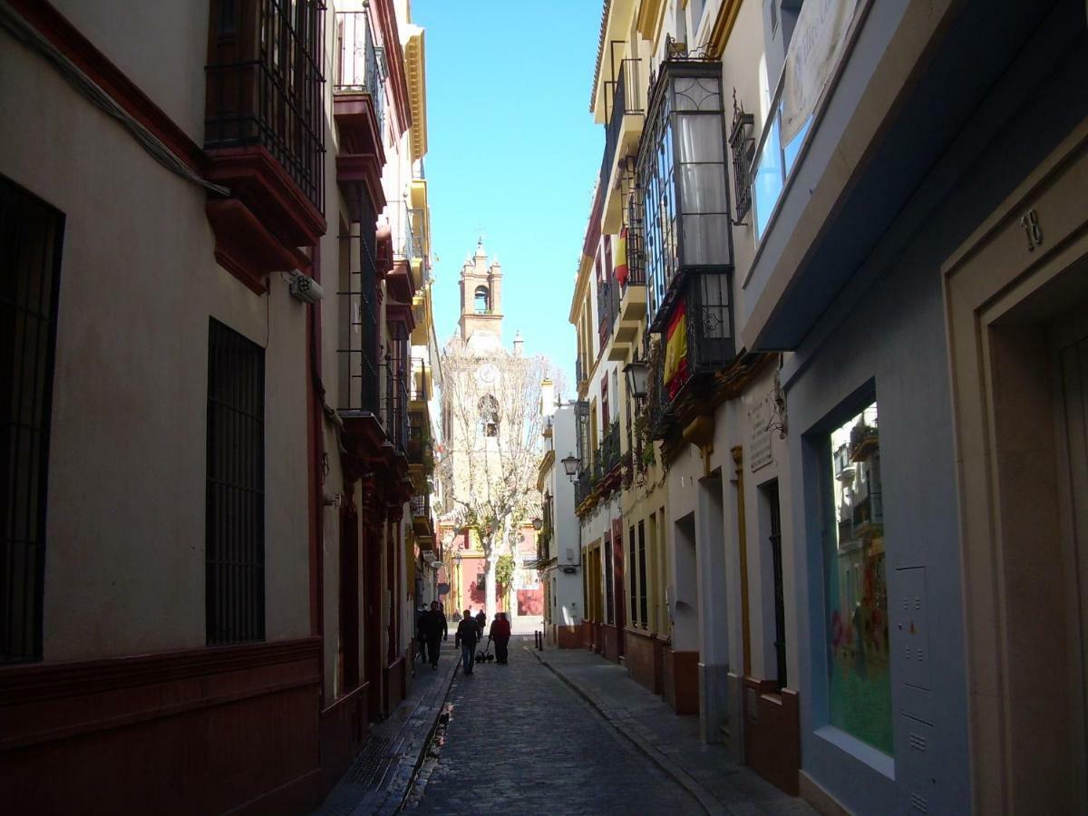 Medina Apartment And Parking Historical Center Sevilla Eksteriør bilde